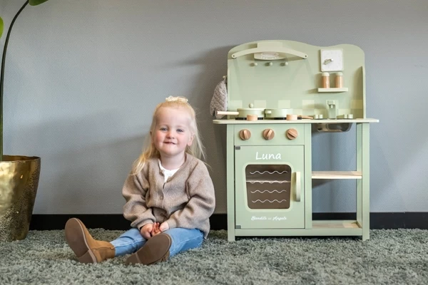 Optional: weißer Namensaufkleber