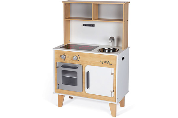 Die Küche kann auch weiß bleiben.