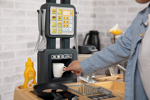 Eine Tasse Kaffee machen