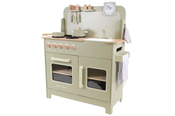 Spielküche aus Holz von Bandits and Angels