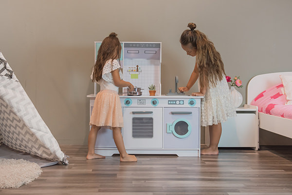 Avalon (4 J, 1.00 m) & Fayenne (6 J, 1.17 m).