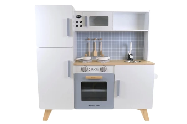 Name auf dem Griff des Ofens