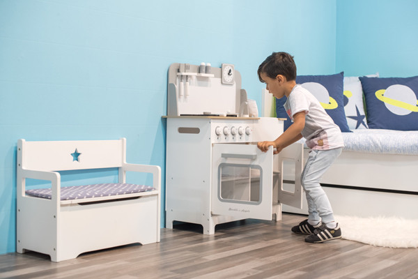 Emar ist 4 Jahre und hat eine Länge von 1.10 m.