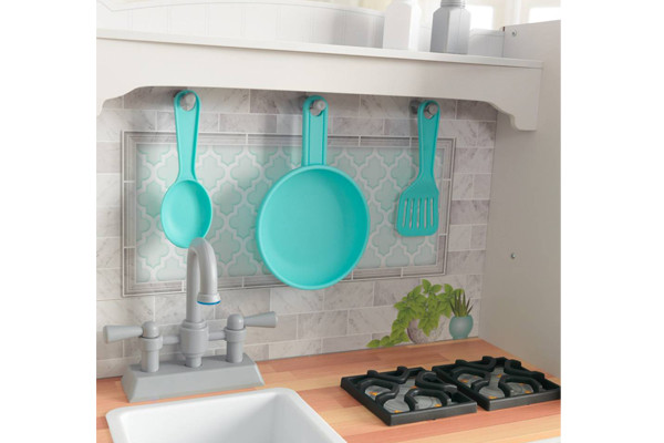 Inklusive diversem Zubehör.