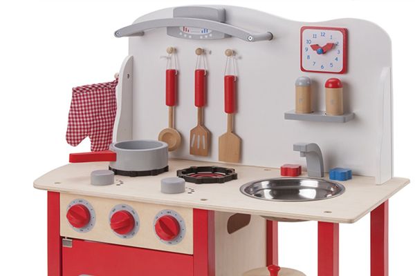 8-teiliges Kochset inklusive.