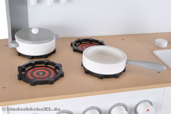 Inklusive Topf und Pfanne.