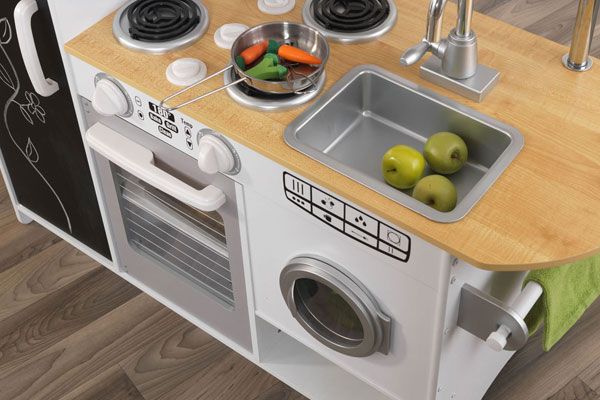 Kidkraft pepperpot kitchen outlet