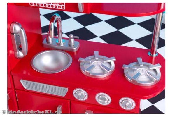 Mit Spüle, Gasherd und 2 Kochstellen.