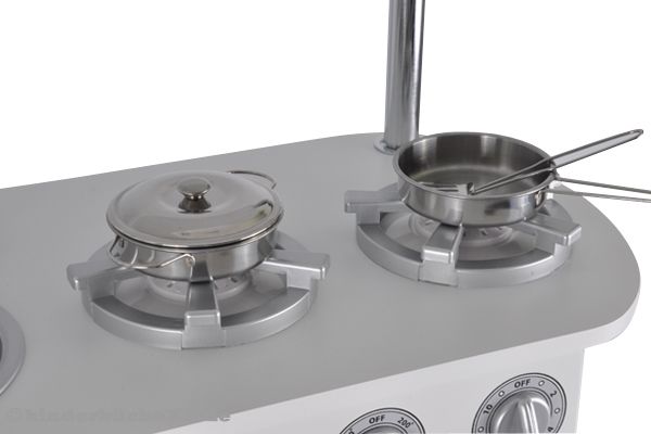 Optional zu bestellen: Metalltöpfe