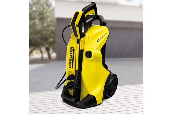 Mit Rädern an der Unterseite